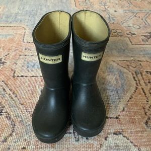 Hunter toddler Sz 6 black GUC